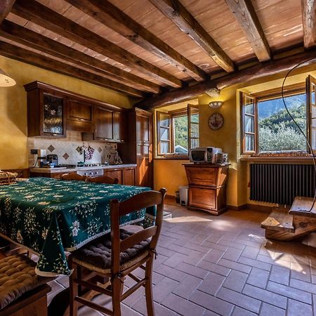 Old Village Linda - Tra Lunigiana & Cinque Terre Comano  ภายนอก รูปภาพ